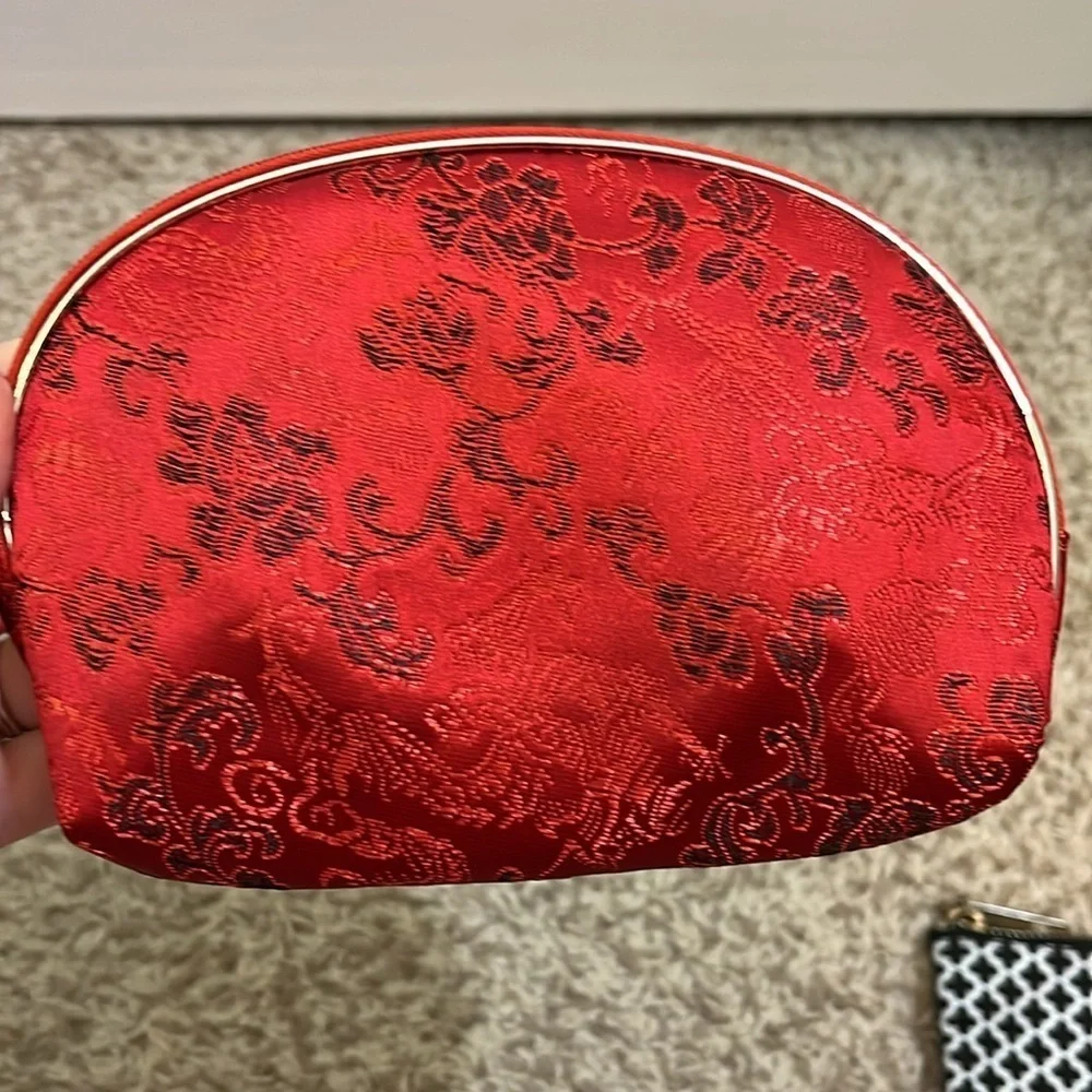 Red Nesting Makeup Bags + Bonus Bag